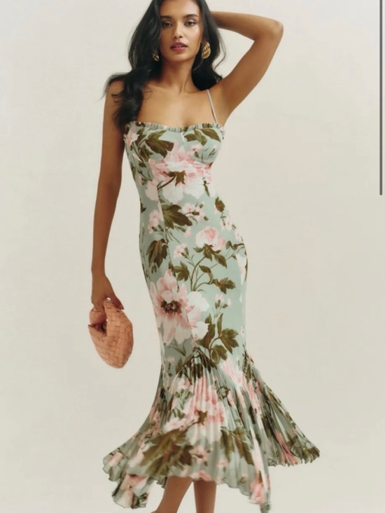 Reformation Dresses & Skirts - Reformation Aiko Dress